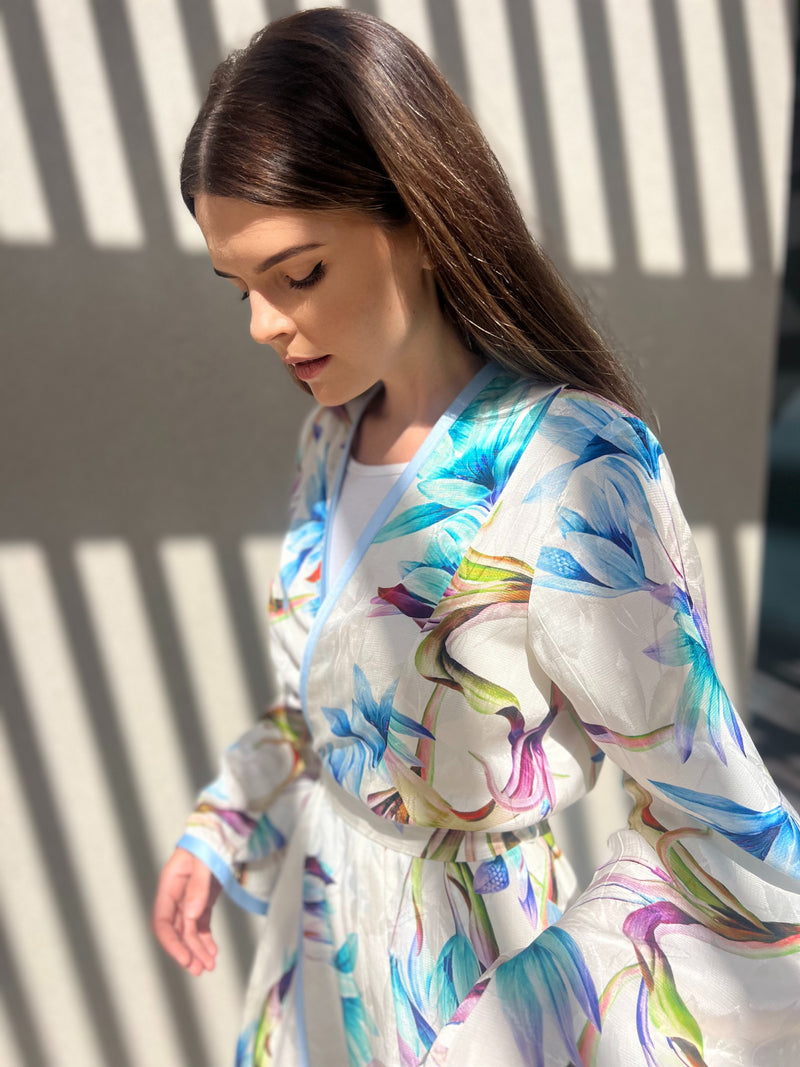 'Birds of Paradise Flower Silk Kimono' with Shimmering Jacquard Pattern